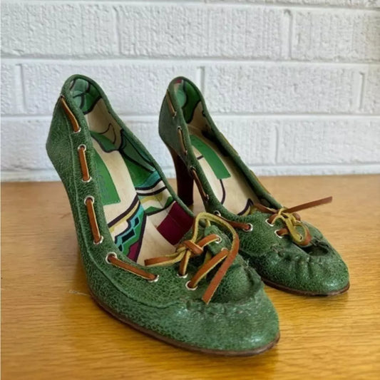 MARC JACOBS - Piazza del Carmine Size 7 Green Cracked Leather