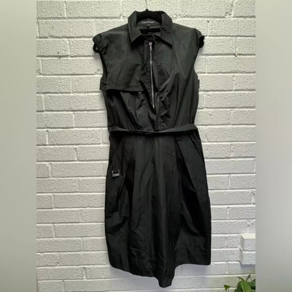 Stylish Black Dress by Lida Baday - Chic and Functional Size 8